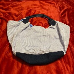 Cloth bag in good condition. Free with any purchase